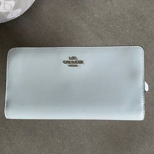 Ladies Coach Wallet